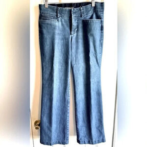 Dockers cropped, flare leg jeans. Size 4P